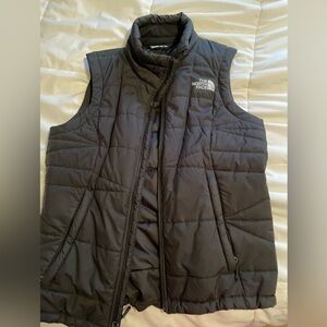 Women’s Northface Vest